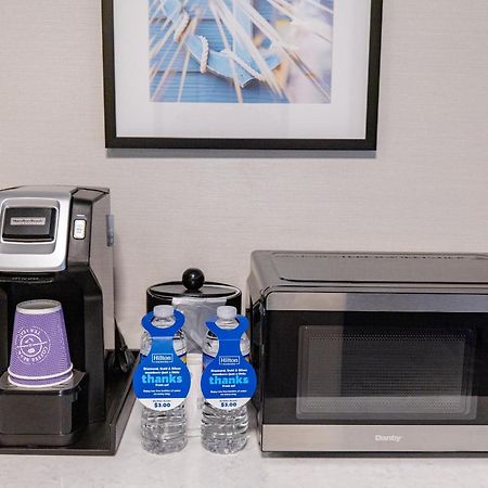 Hilton Garden Inn Лейкууд Екстериор снимка