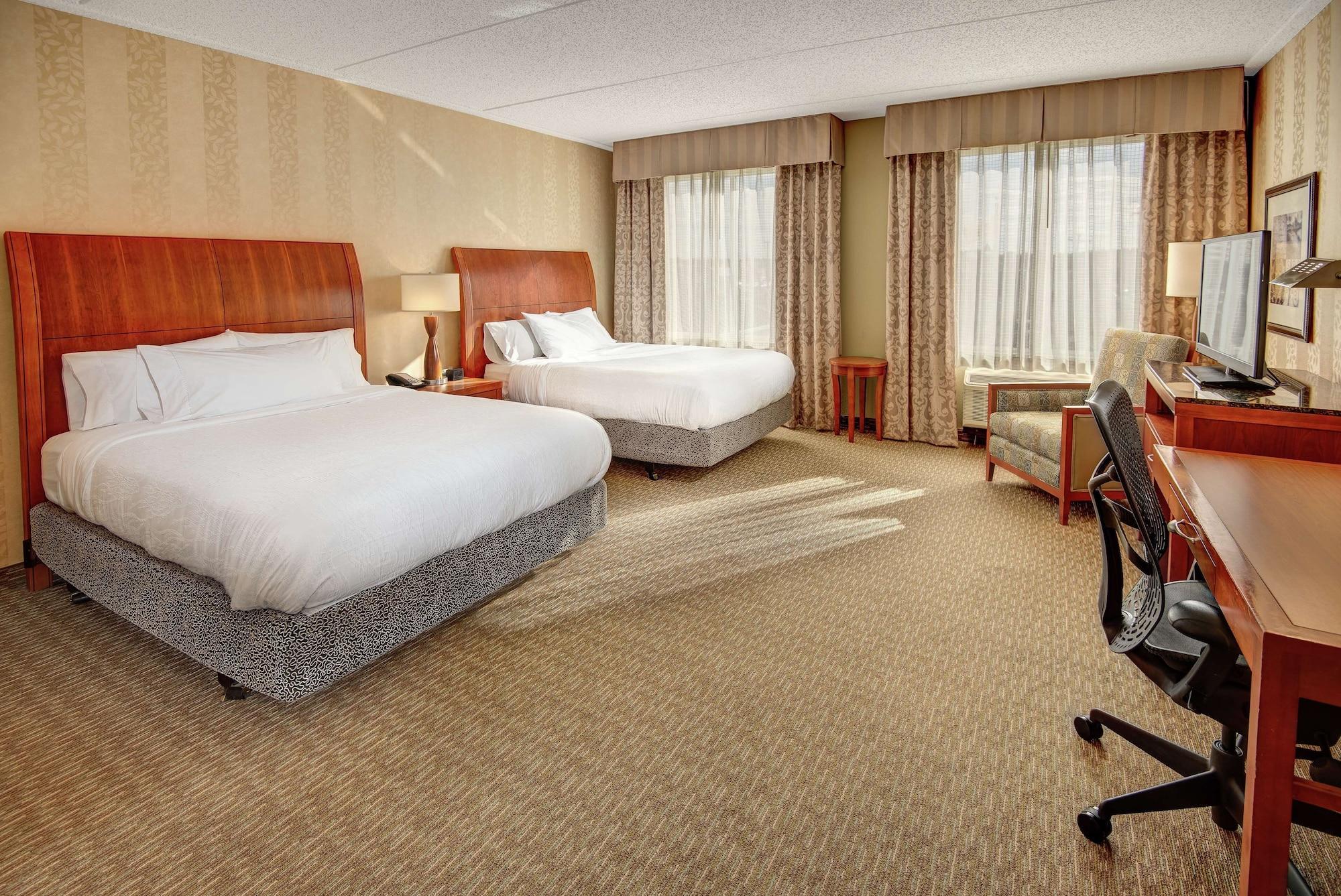 Hilton Garden Inn Лейкууд Екстериор снимка