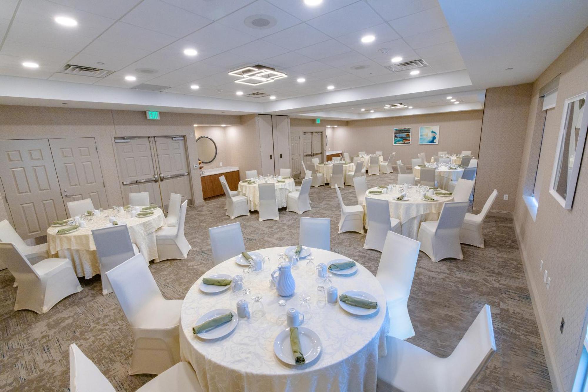 Hilton Garden Inn Лейкууд Екстериор снимка
