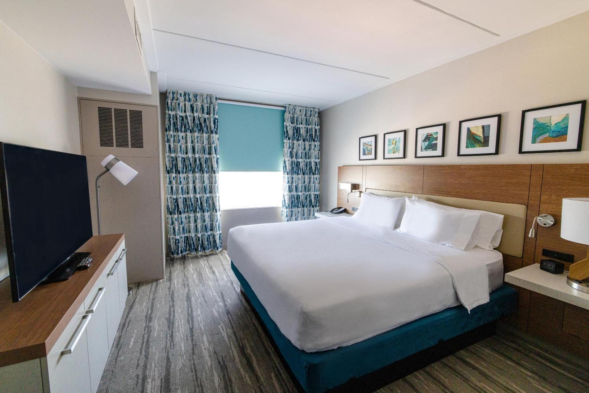 Hilton Garden Inn Лейкууд Екстериор снимка